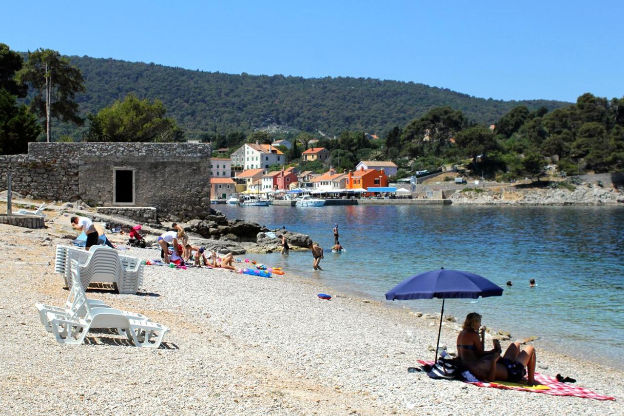 Apartments By The Sea Veli Losinj, Losinj - 8031 Ngoại thất bức ảnh